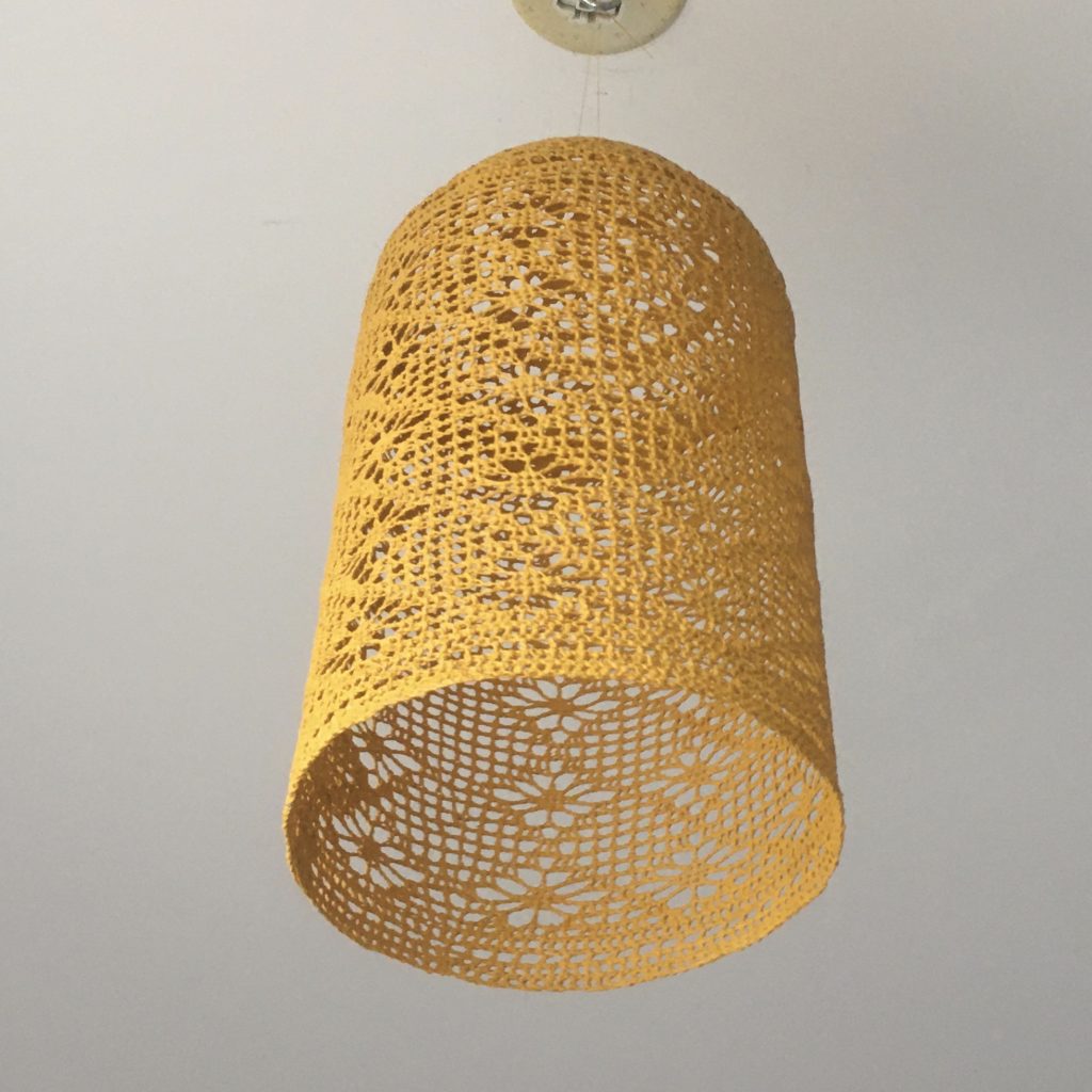 maillo-design-creation-textile-luminaire-dentelle-upcycling-doily-clisson-pays-de-la-loire