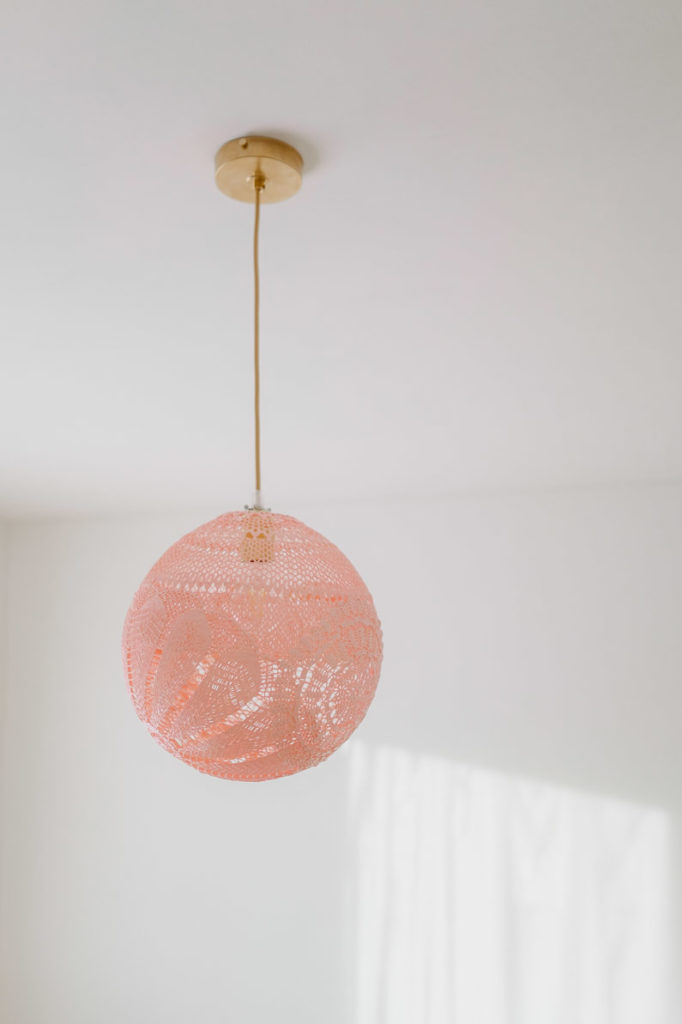 maillo-design-creation-textile-luminaire-dentelle-upcycling-doily-clisson-pays-de-la-loire