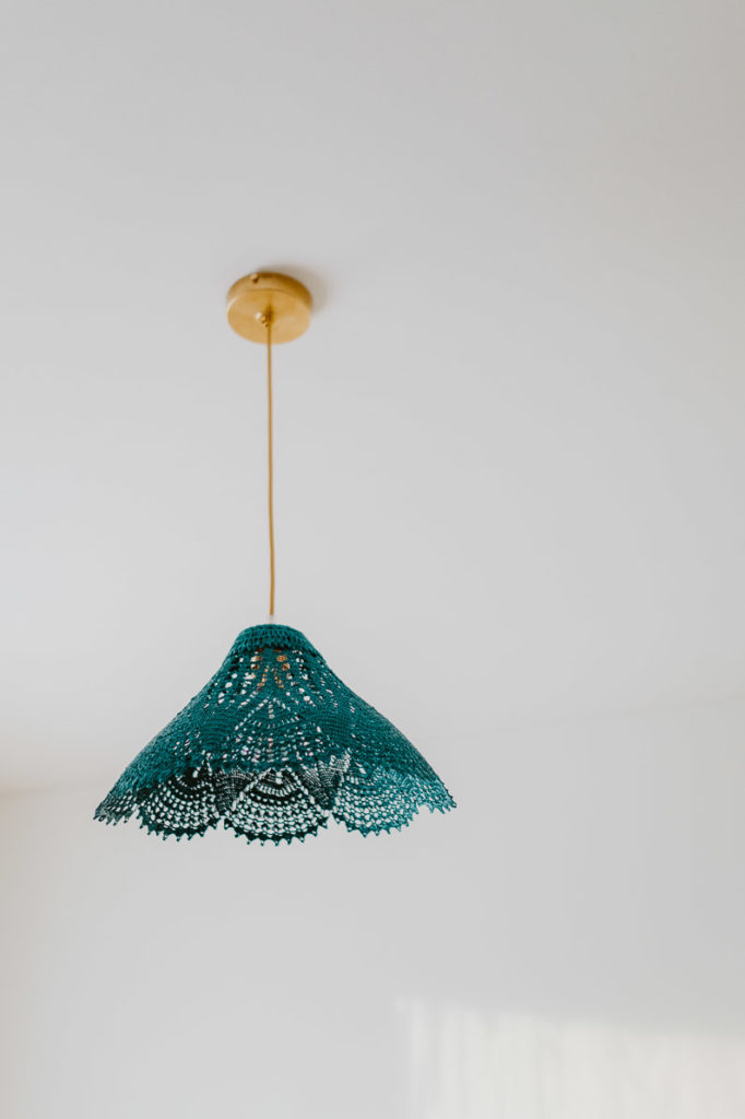 maillo-design-creation-textile-luminaire-dentelle-upcycling-doily-clisson-pays-de-la-loire