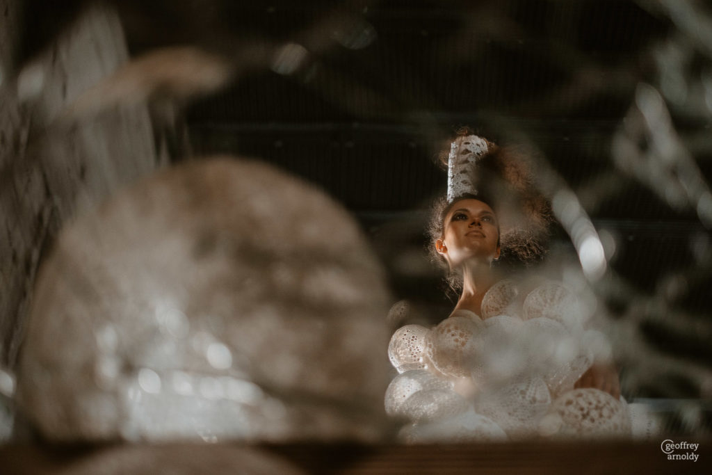 inspiration-mariage-ballon-dentelle-maillo-design-Geoffrey-Arnoldy-photographe-base-sous-maine-saint-nazaire