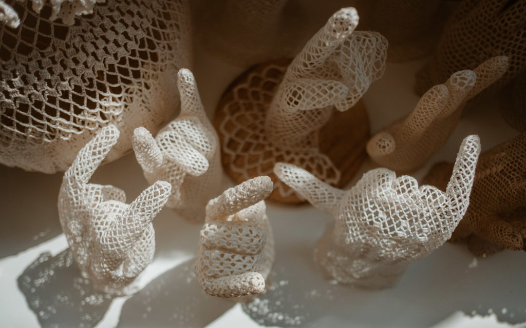 Atelier-maillo-design-decoration-art-textile-napperons-dentelle-cugand-vendée