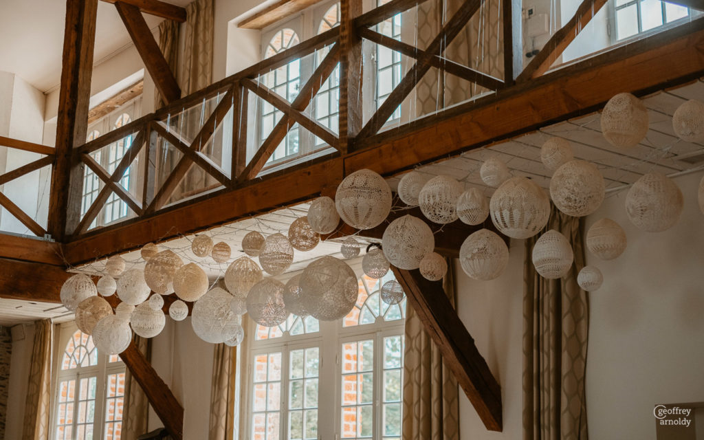 Décoration de salle de mariage maillO design au Manoir de la Jahotiere à Abbaretz en pays de la Loire