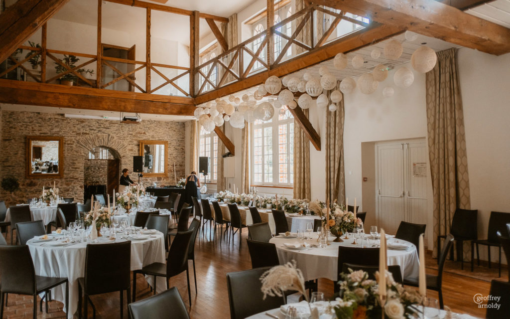 Décoration de salle de mariage maillO design au Manoir de la Jahotiere à Abbaretz en pays de la Loire