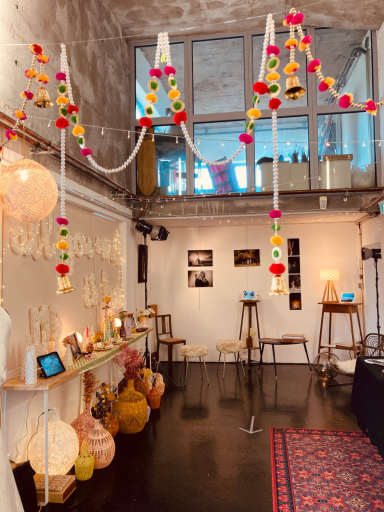 déco de mariage maillO design en dentelle pour le salon l'atelier wedding à la Cale 2 créateurs à Nantes par Geoffrey Arnoldy