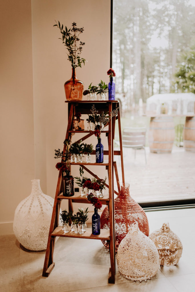 dame jeanne dentelle, plan de table, mariage d'hiver, domaine de Pan, Saint Nazaire, Pays de la Loire