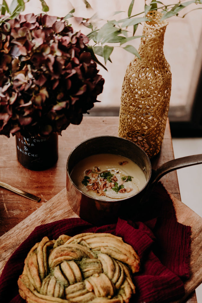Soliflore dentelle, décoration mariage d'hiver, domaine de Pan, Pays de la Loire