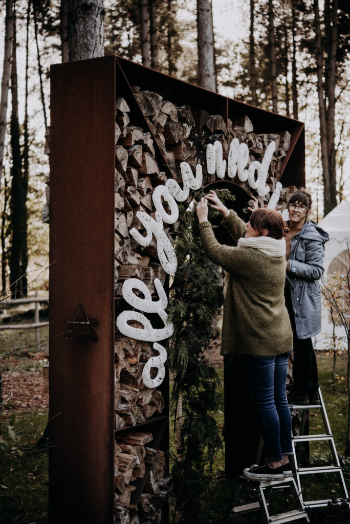 maillo-design-textile-dentelle-arche-deco-all-you-need-is-love-inspiration-mariage-domaine-du-Pan-pays-de-la-loire